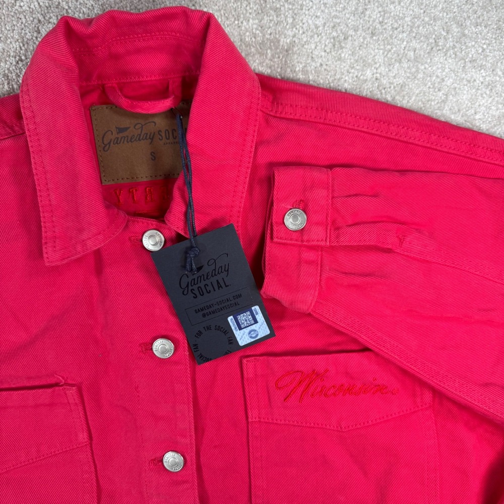 Gameday Social Wisconsin Badgers Red Cropped Denim Jacket Womens Small NWT